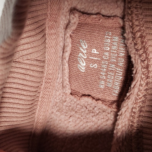 🎅4/10🎅AERIE OVERSIZED SWEATER P2P 24 - Picture 3 of 6